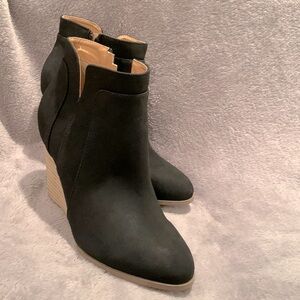 Ccocci ankle boots. Black suede. Worn once sz9